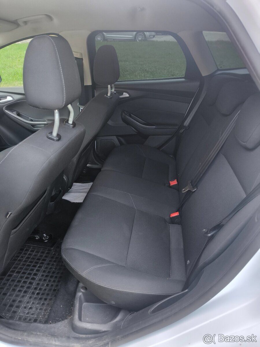 Ford FOCUS combi aj výmena - 4