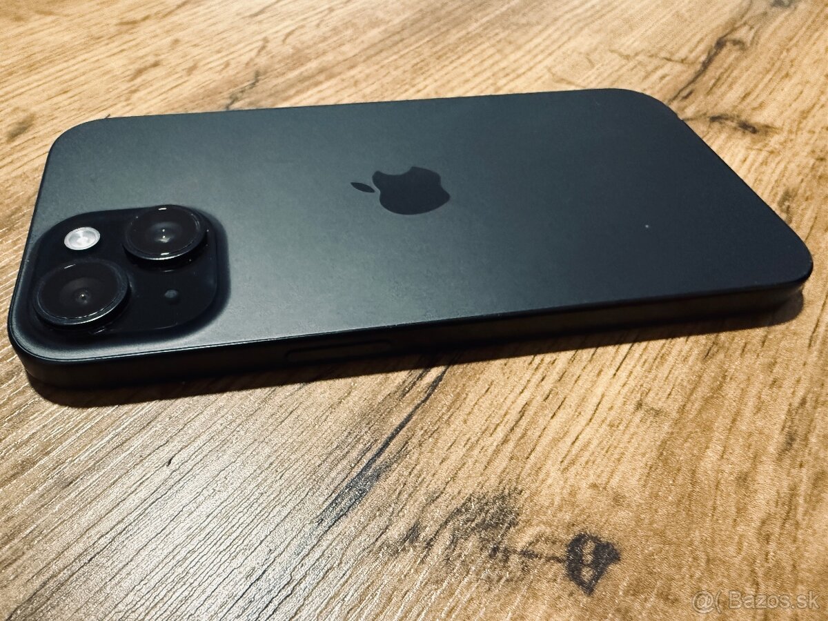 iPhone 15 - 4