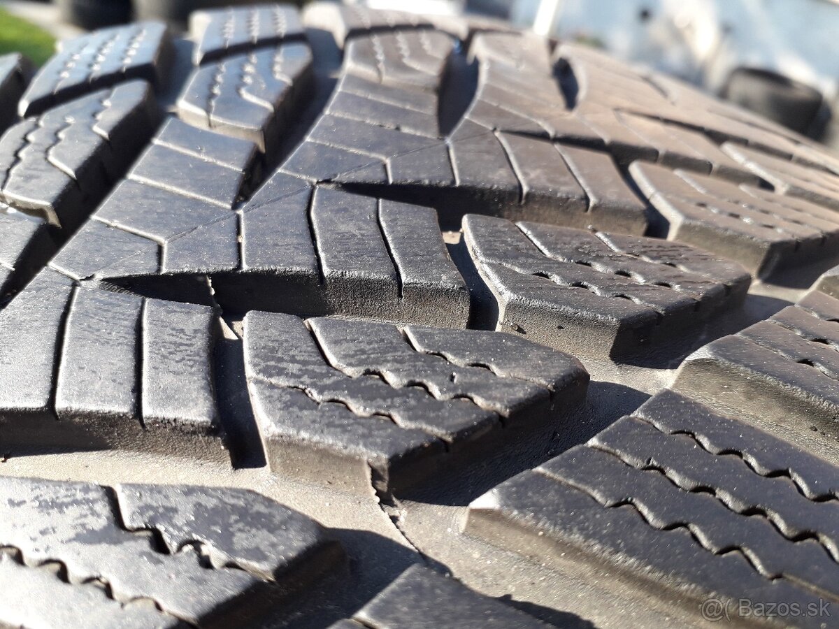225/50 r17 zimne pneumatiky - 4