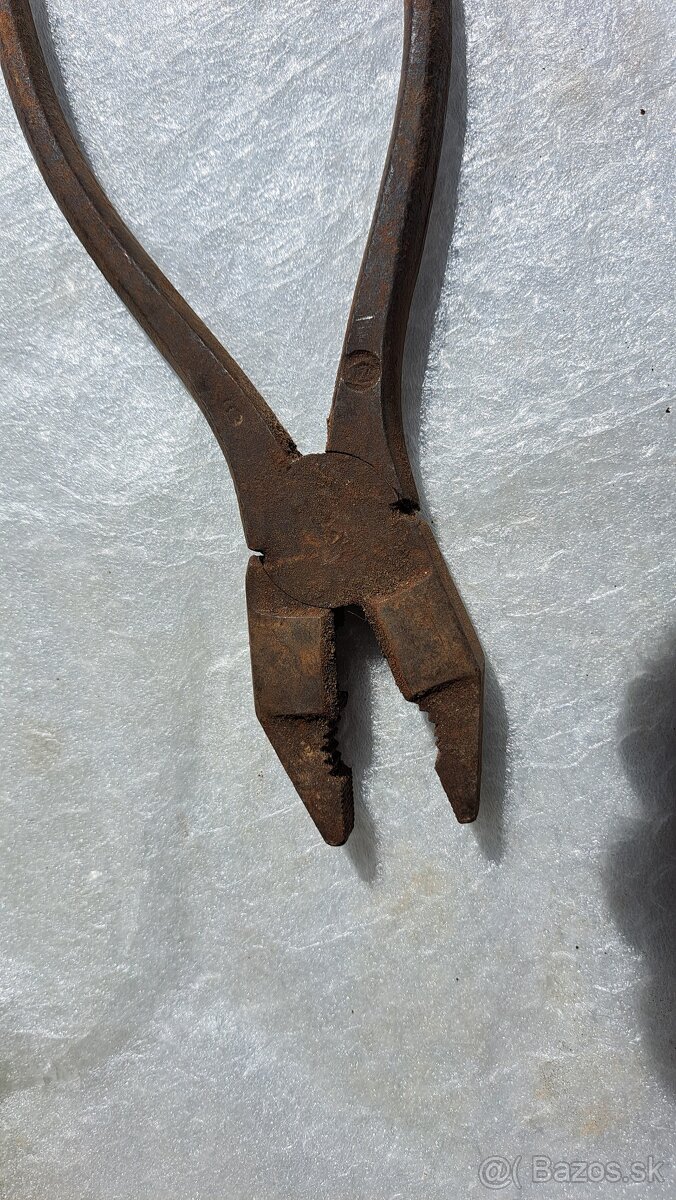 KOVÁČSKE KOMBINAČKY. - 4