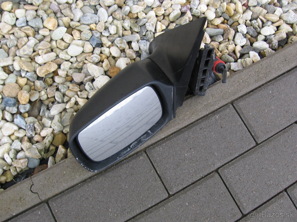 Predám náhradné diely na Ford Mondeo - 4