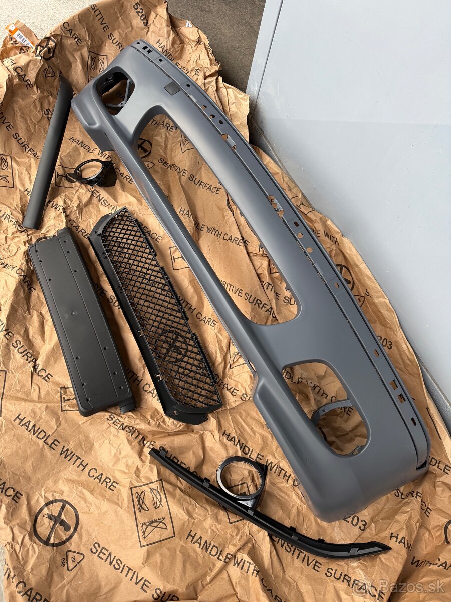 Predny M paket naraznik pre BMW E46 - 4