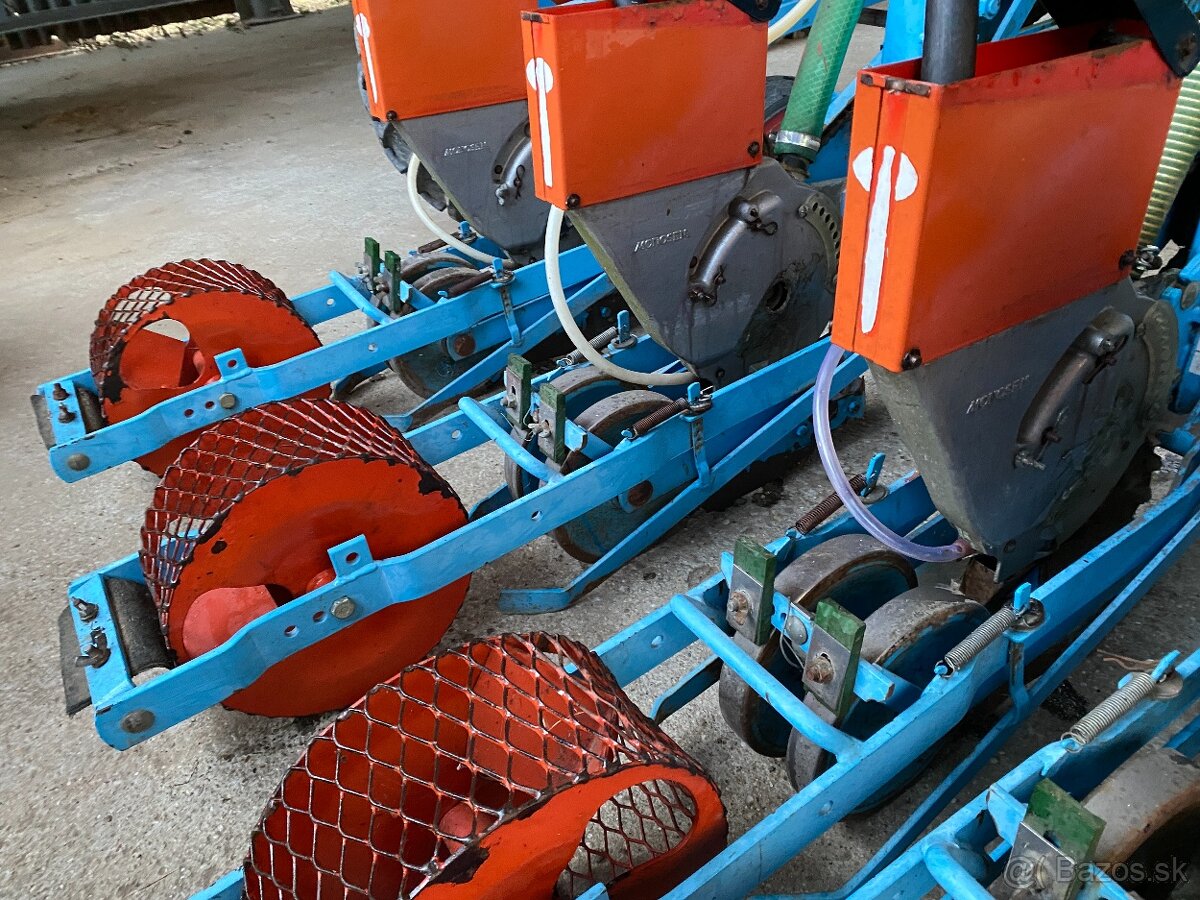 MONOSEM - Sejačka na zeleninu - 4