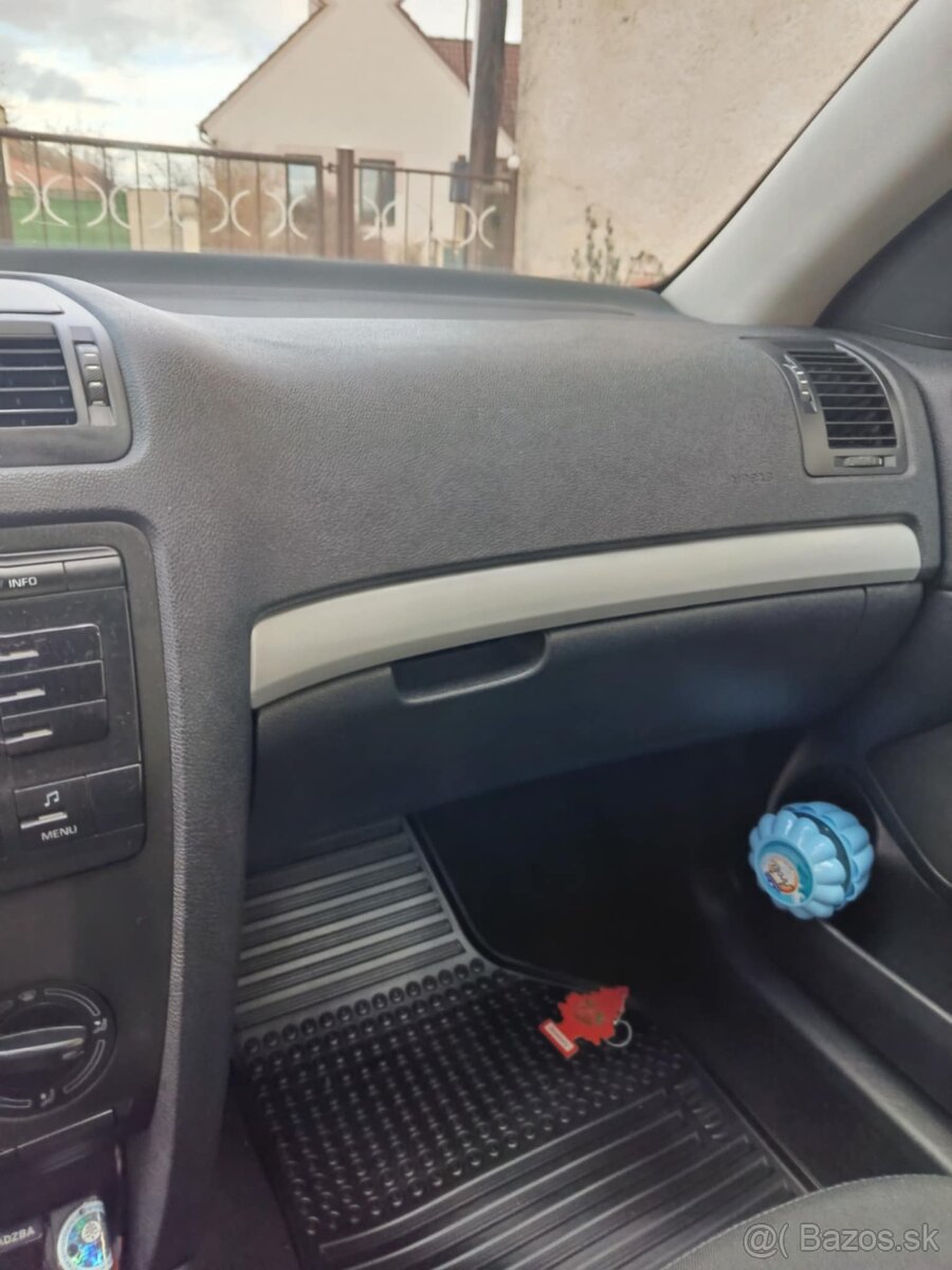 Škoda Octavia 2 - 4