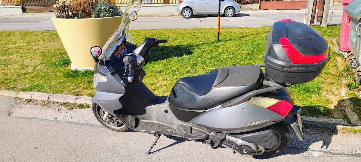 Aprilia Atlantic 500 - 4