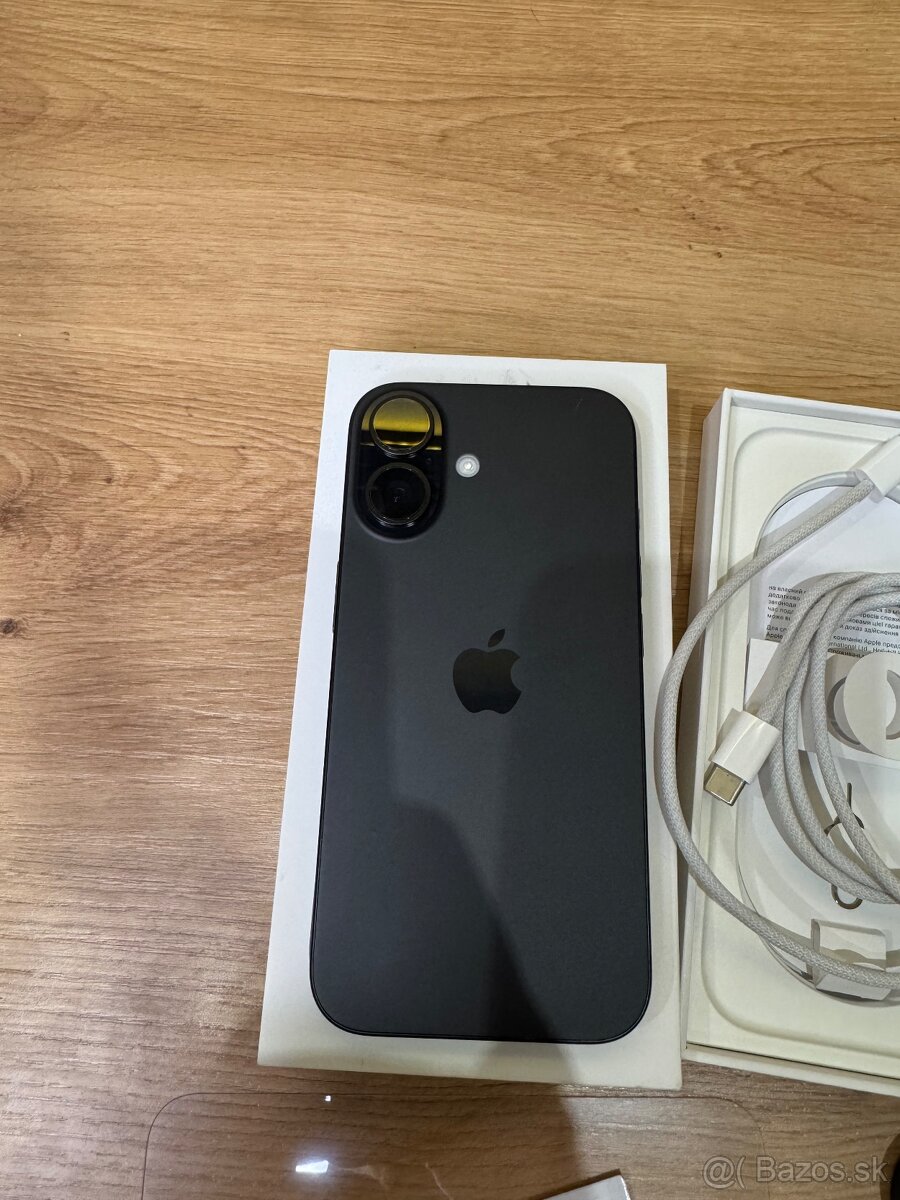 iPhone 16 - 4