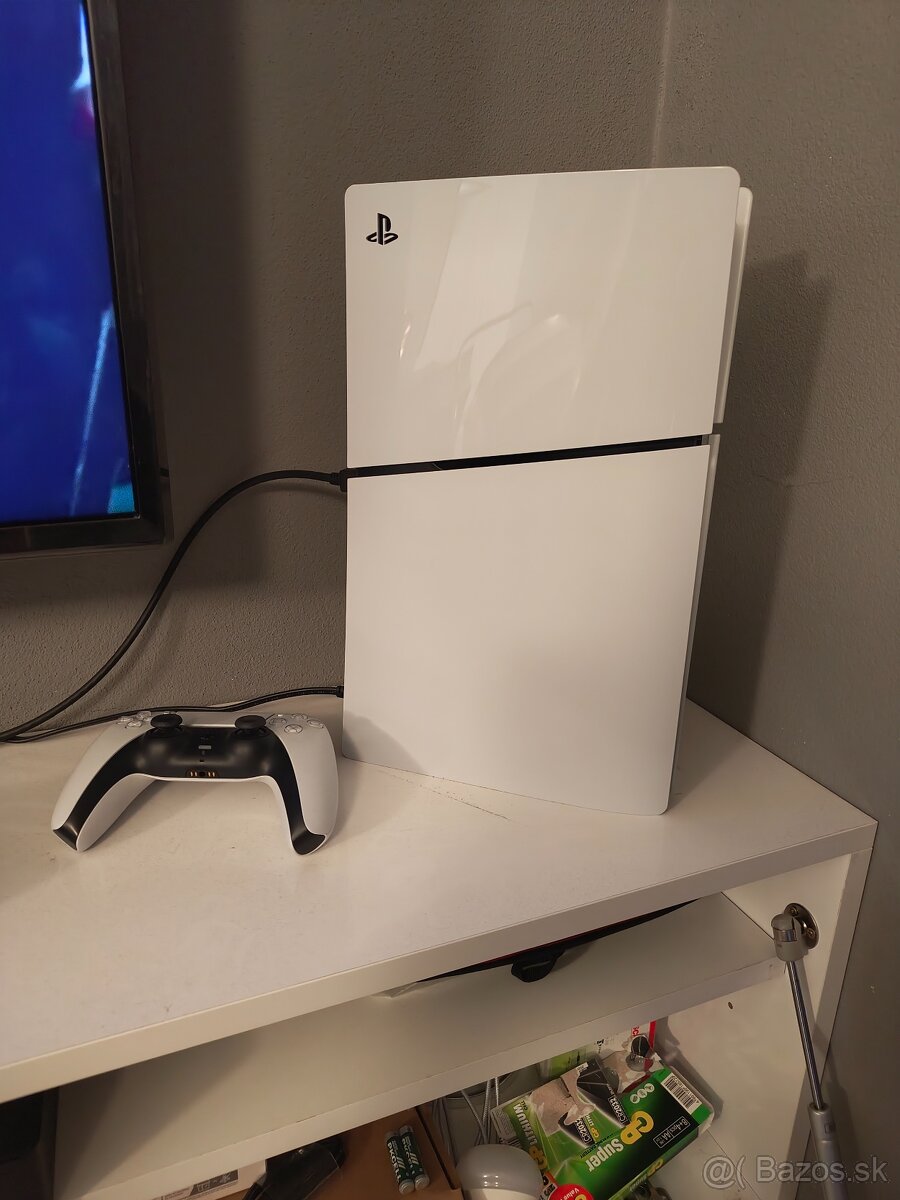 Predám Playstation 5 Slim disk verzia - 4
