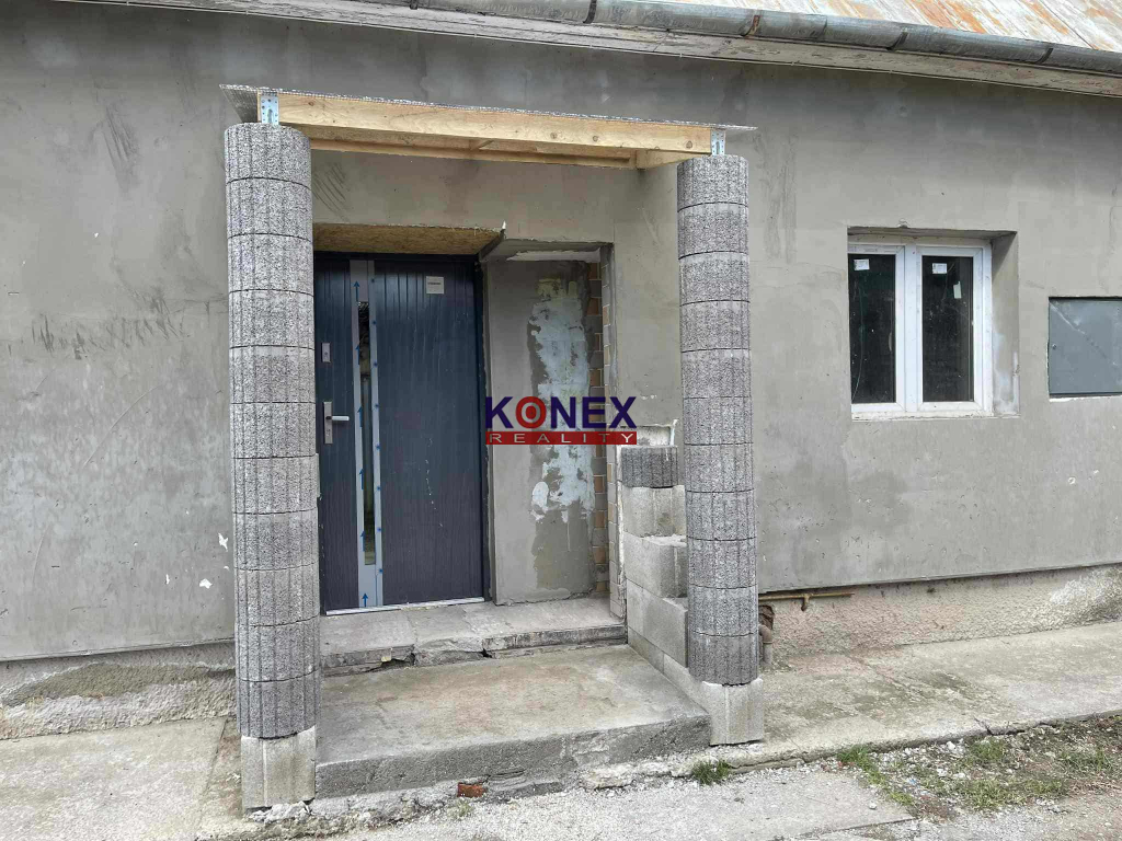 NOVINKA Rodinný dom v obci DRAHŇOV - 4