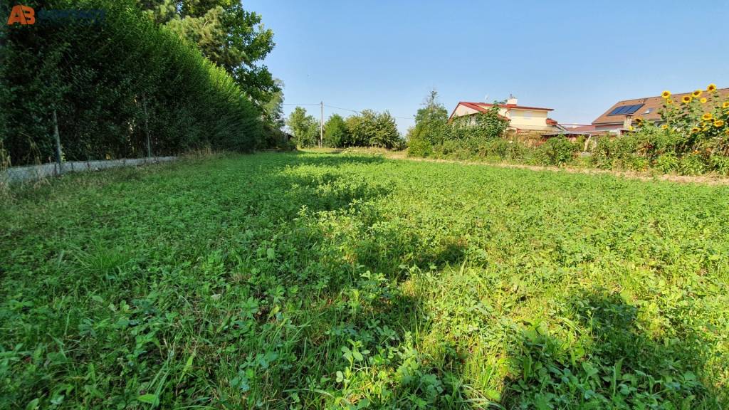 1507 m² stavebný pozemok ideálny pre väčší bungalov - 4