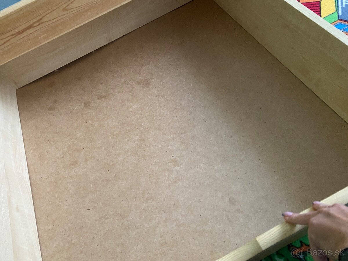 Posteľ 90x200, rošt, šufle na kolieskach - 4