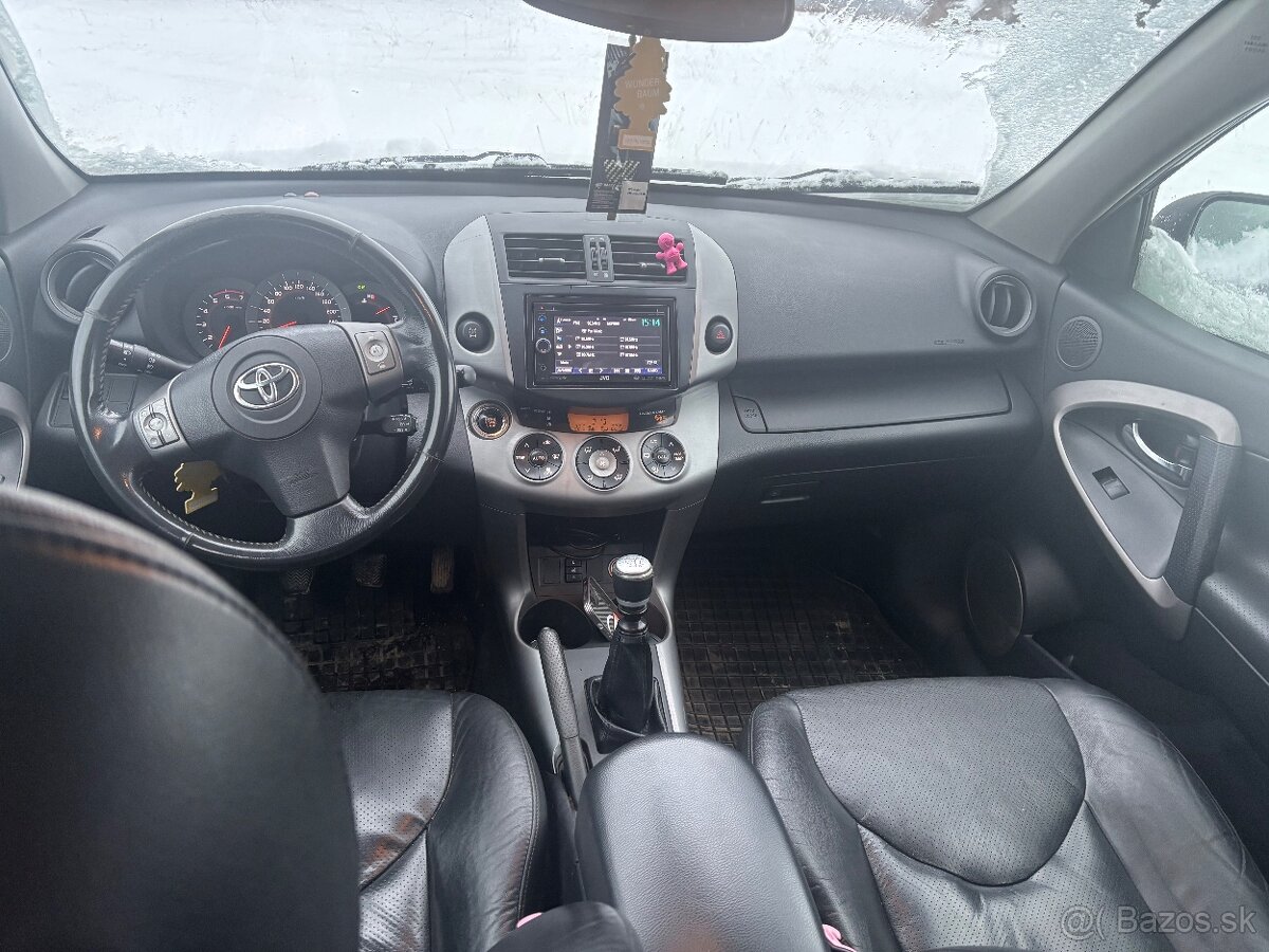 Toyota rav4 - 4