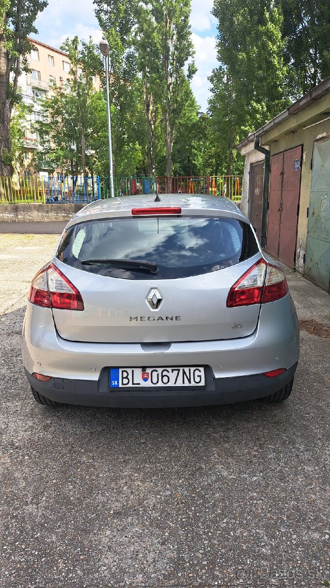 Renault Megan III - 4