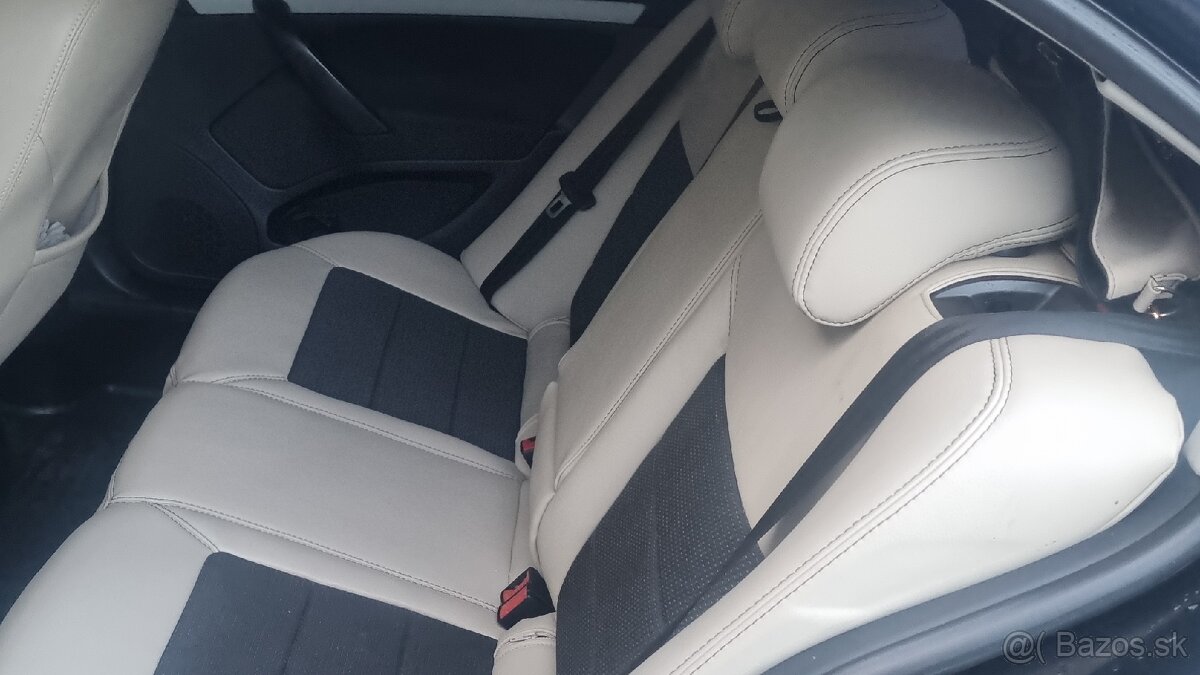 Predám škodu octaviu - 4