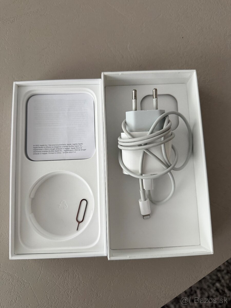 Predám iPhone 14Pro 256GB Space Black - 4