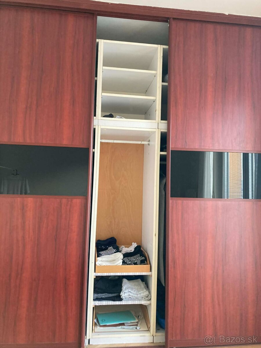 Šatníková skriňa - 4