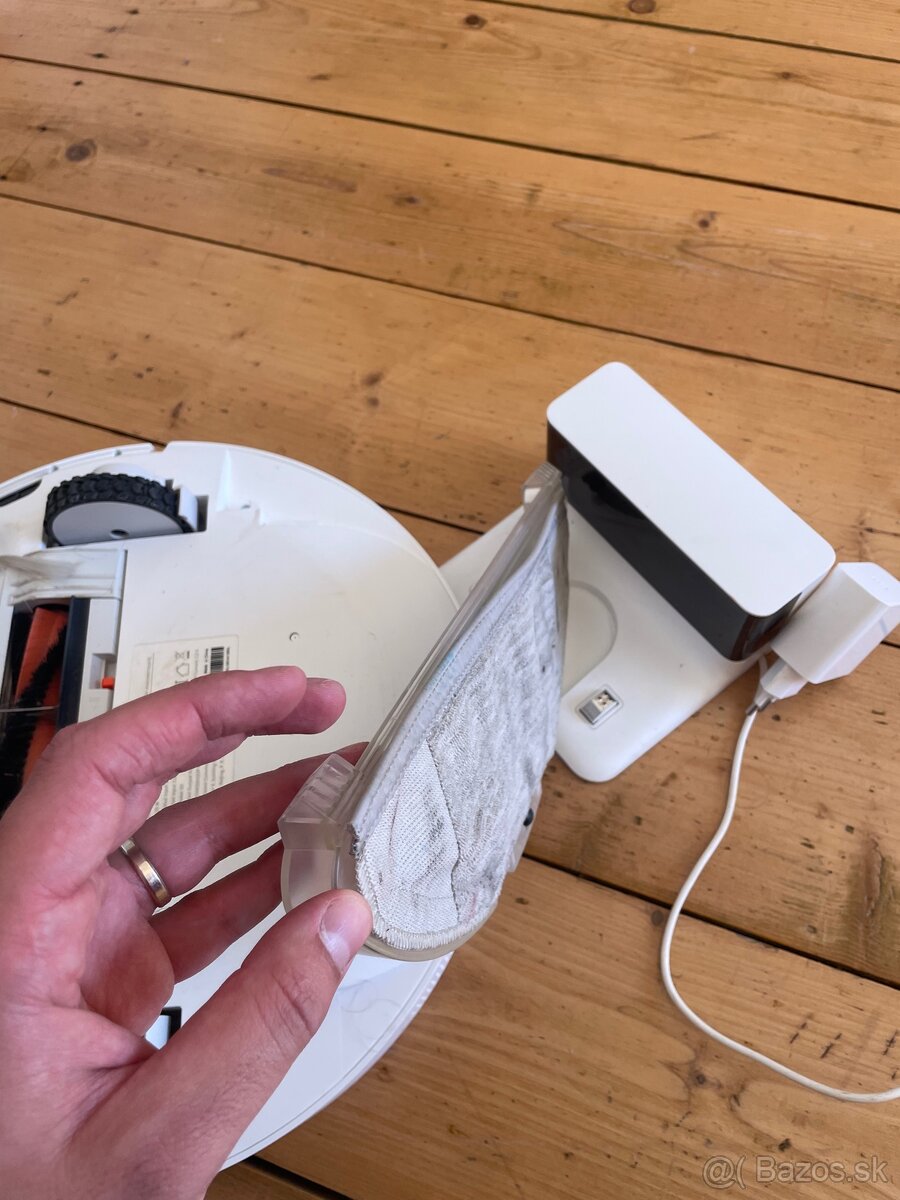 Xiaomi Mi Robot Vacuum Mop Essential - 4