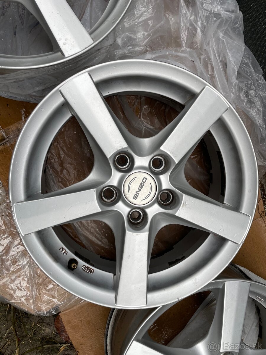 Disky Enzo R16 5x114,3 6,5J ET45 stred otvor 56,1 - 4