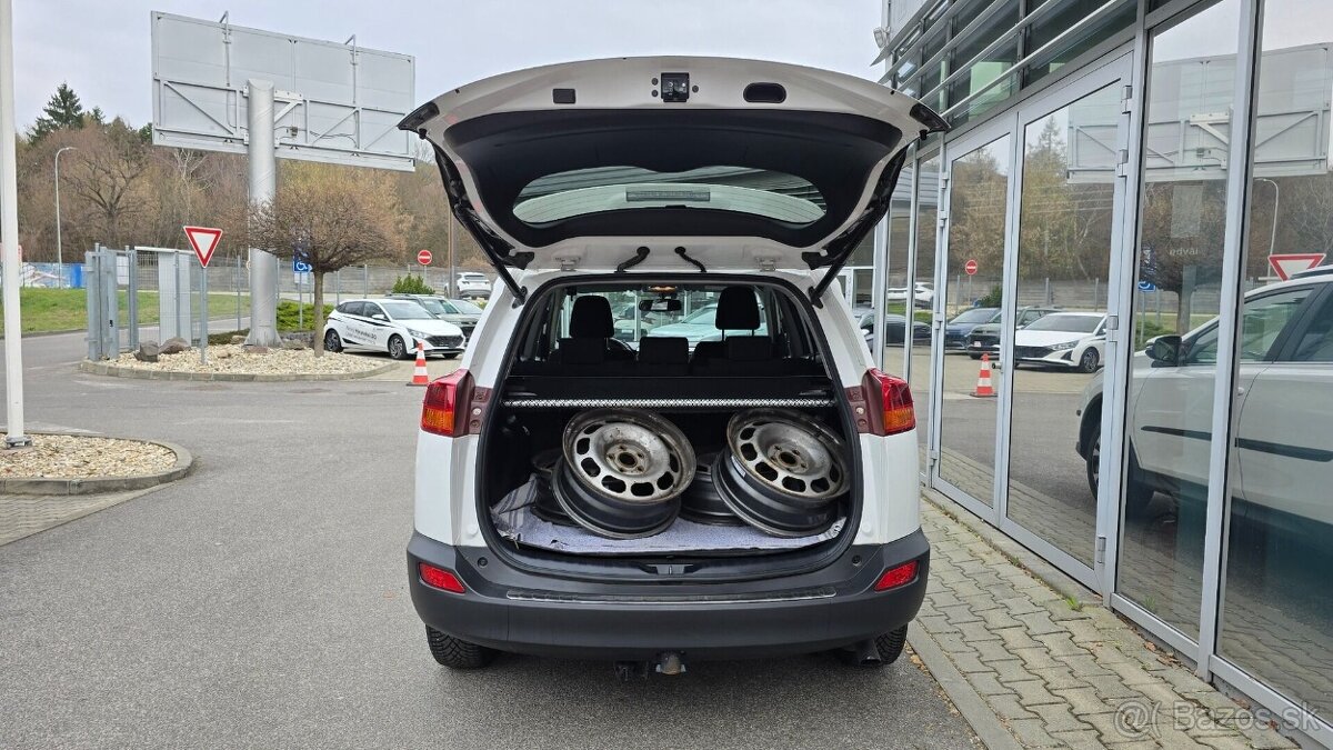 Toyota RAV4 2.2 D-4D Active Design Visibility Smart - 4