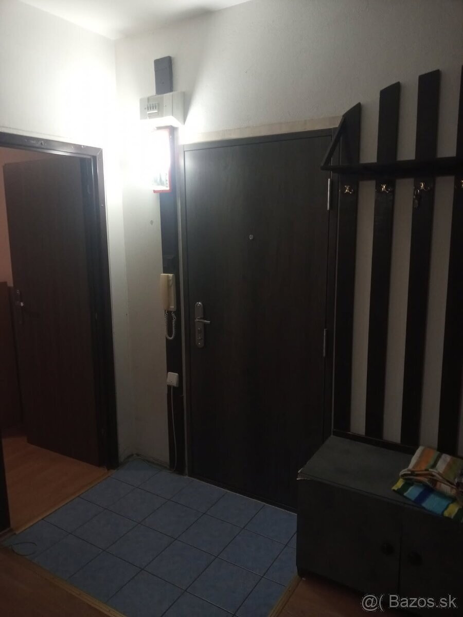 🌇 Štýlový 2-izbový byt na prenájom – Prešov, Sekčov (za OC) - 4