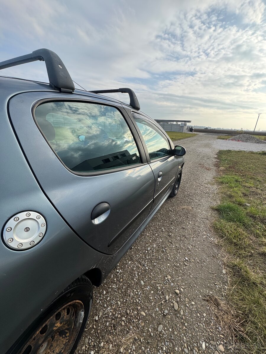 Predám peugeot 206 2007 - 4