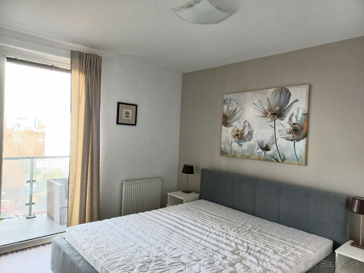 Prenájom 2 izbového bytu v novostavbe SKY BOX Pajštúnska ul. - 4