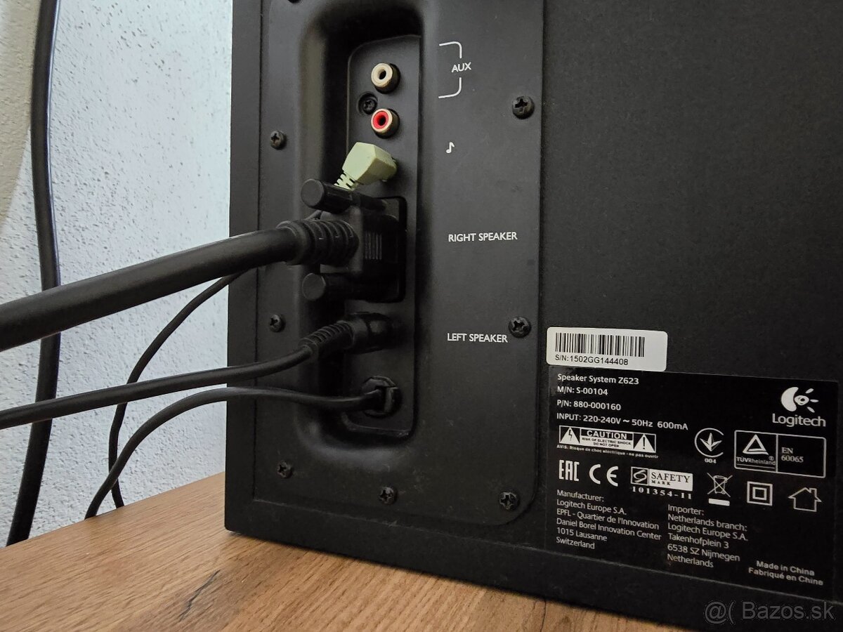 Logitech Speaker System Z623 200W RMS - 4