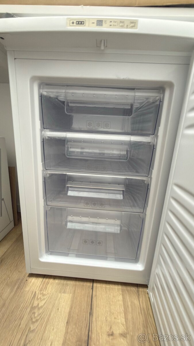 Mraznička ETA 236990000E biela - 4