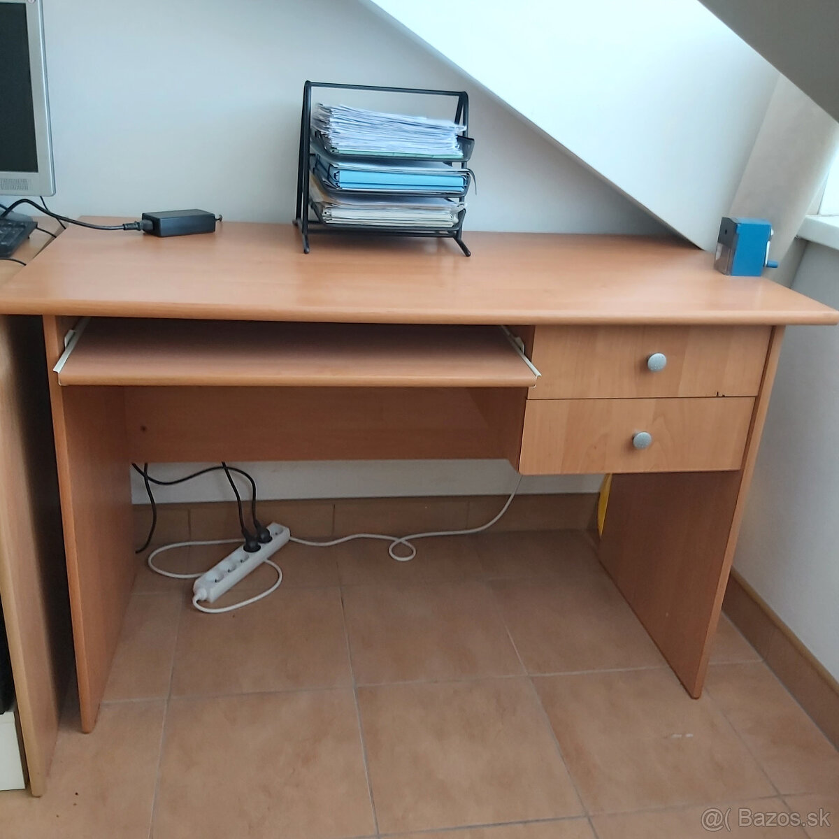 predám kancelárske stoly a stoličky - 4