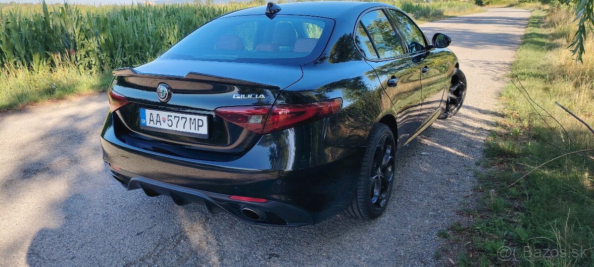 Alfa romeo giulia 2.0 turbo q4 206kw - 4