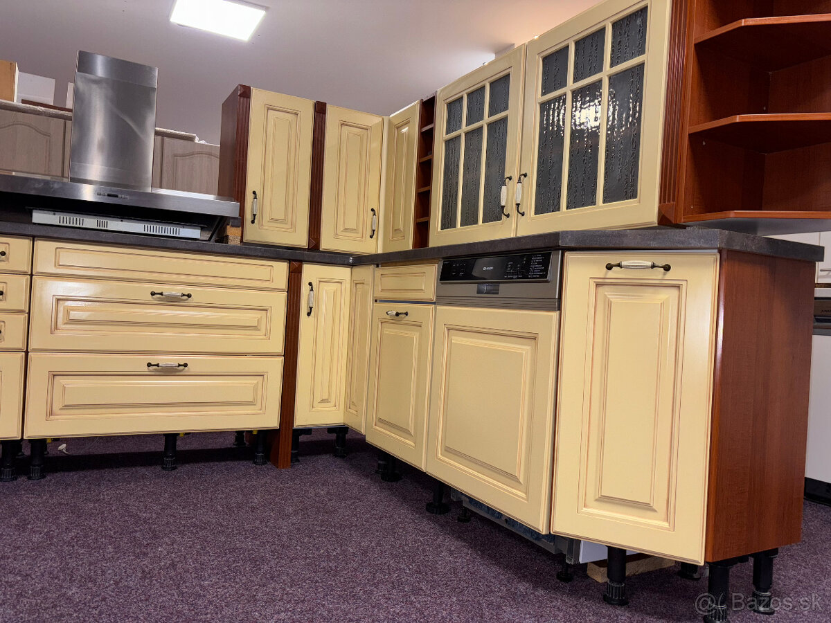 Kuchyňská linka Nobilia Castelo - 4