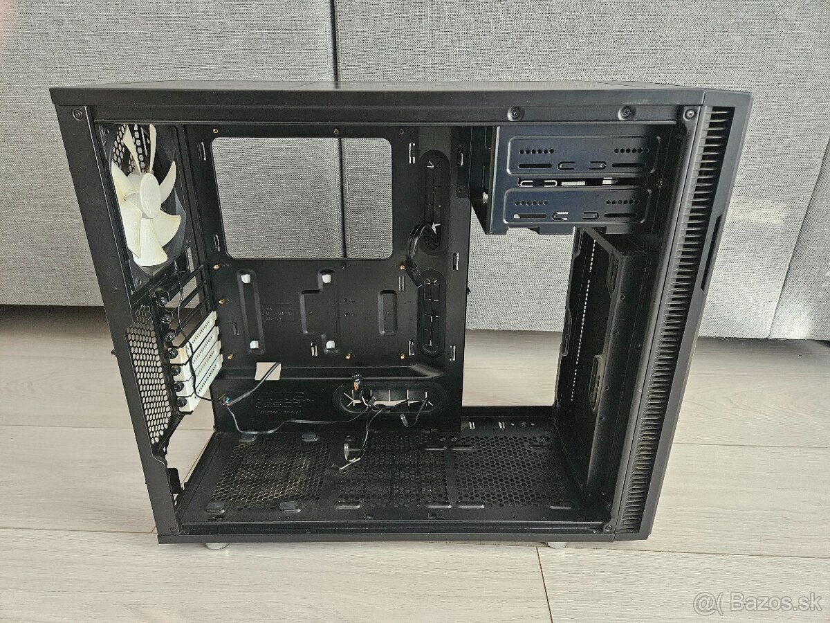 Fractal Design Define R5 Blackout Edition Window - 4
