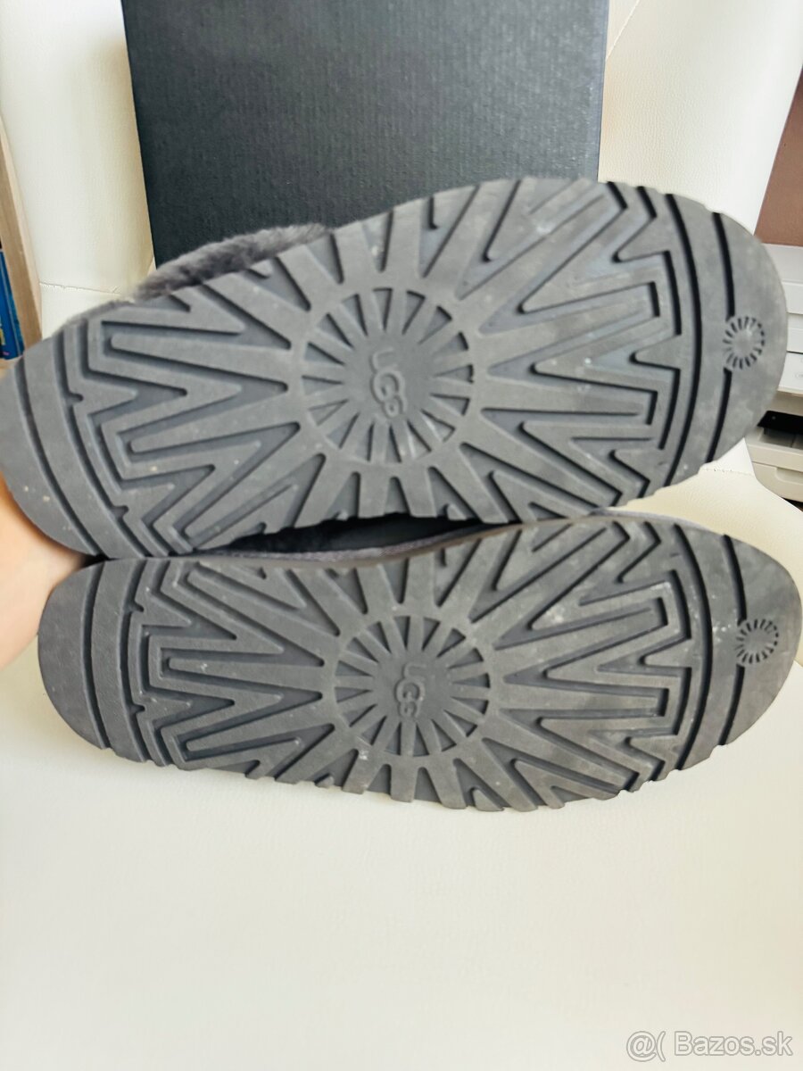 Papuce /slapky cizmy UGG s kozusinou na platforme - 4