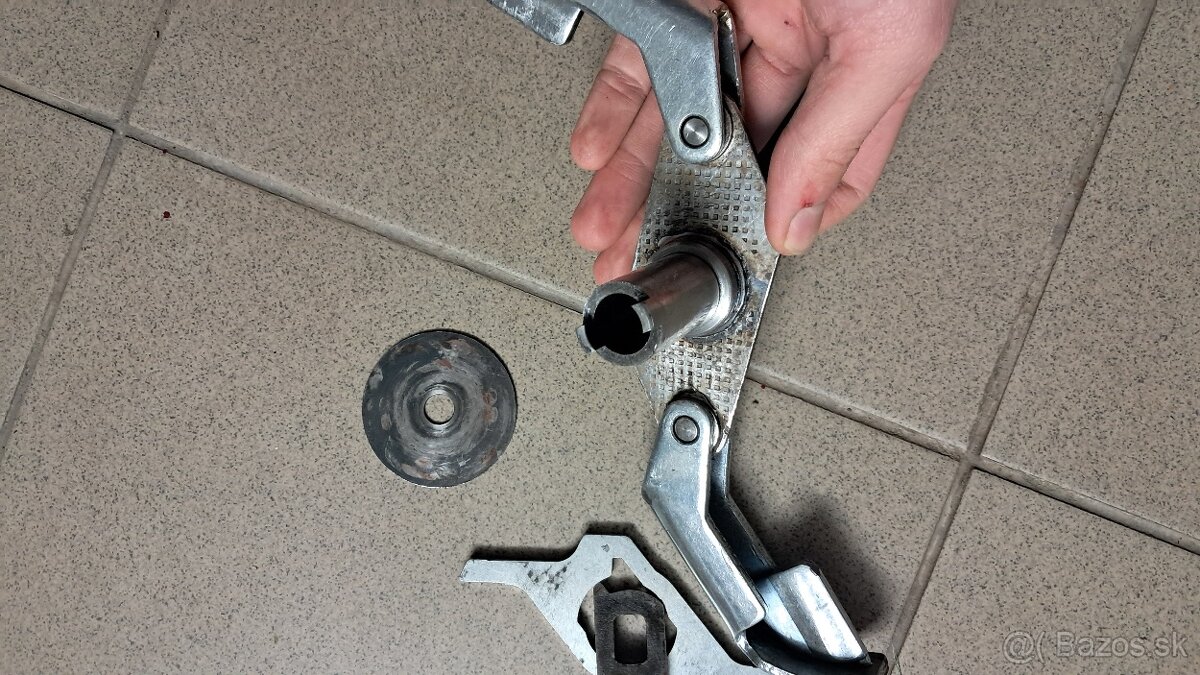 Náhradné diely - 4