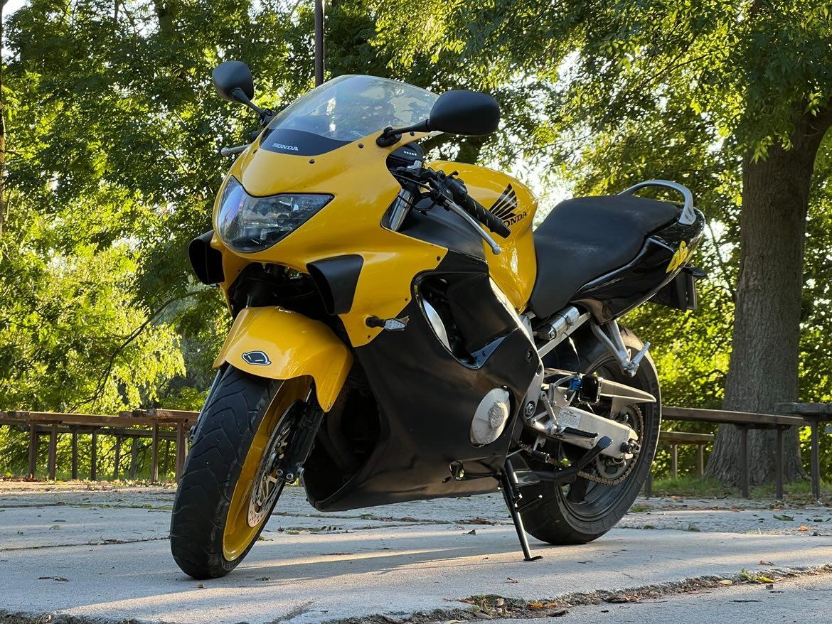 Honda CBR600 F4 (2000) – plne dokončený projekt / bez TP - 4