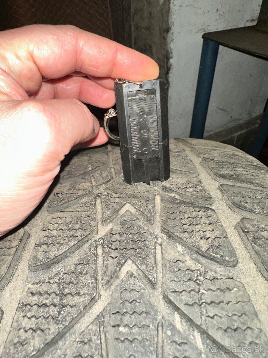 R18 235/50 zimné - 4