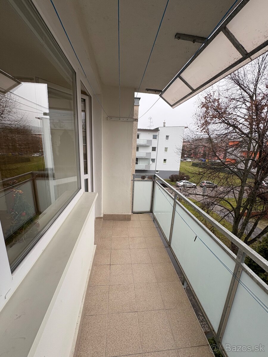 1.izbovy byt v Trenčíne na prenajom - 4