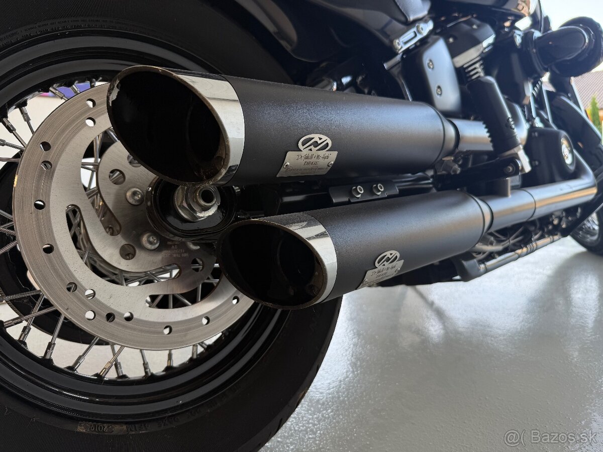 Harley Davidson Street Bob - 4