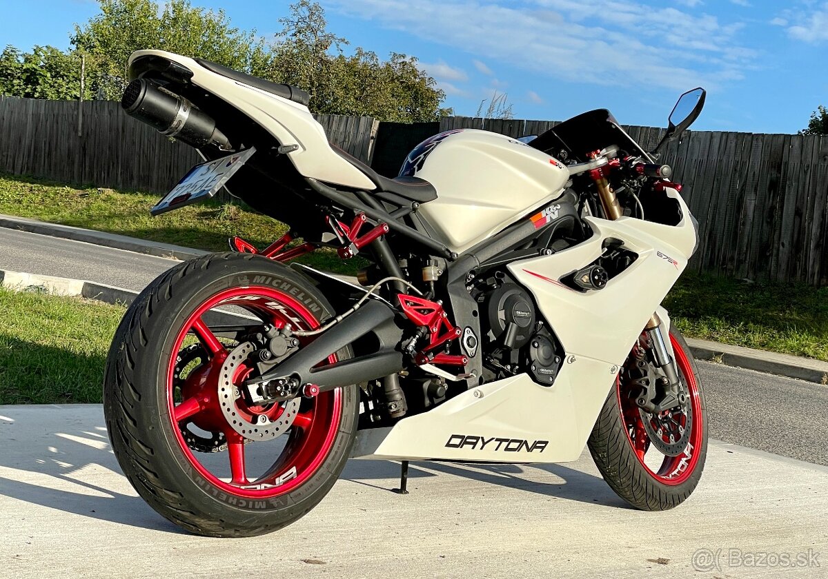Triumph Daytona 675 (STK do 1.7.2029) - 4