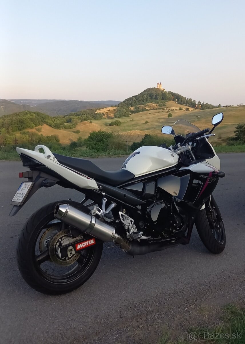 Suzuki GSX 650F - 4