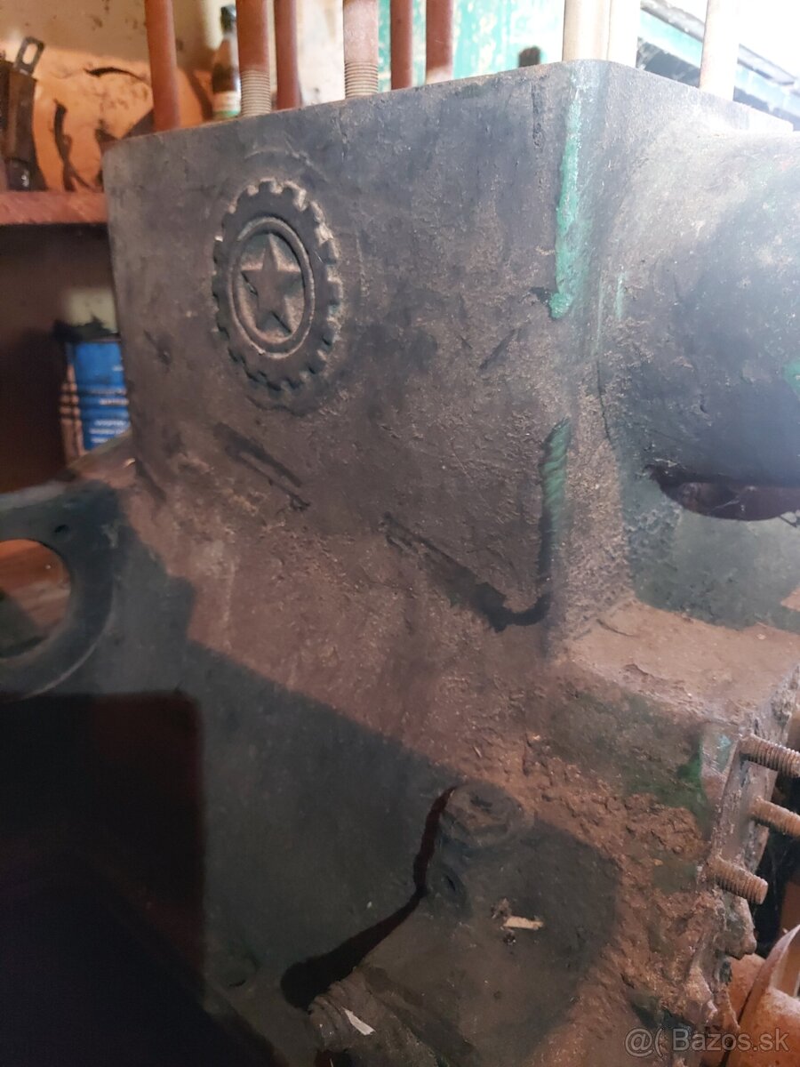 Skoda 30 náhradné diely - 4