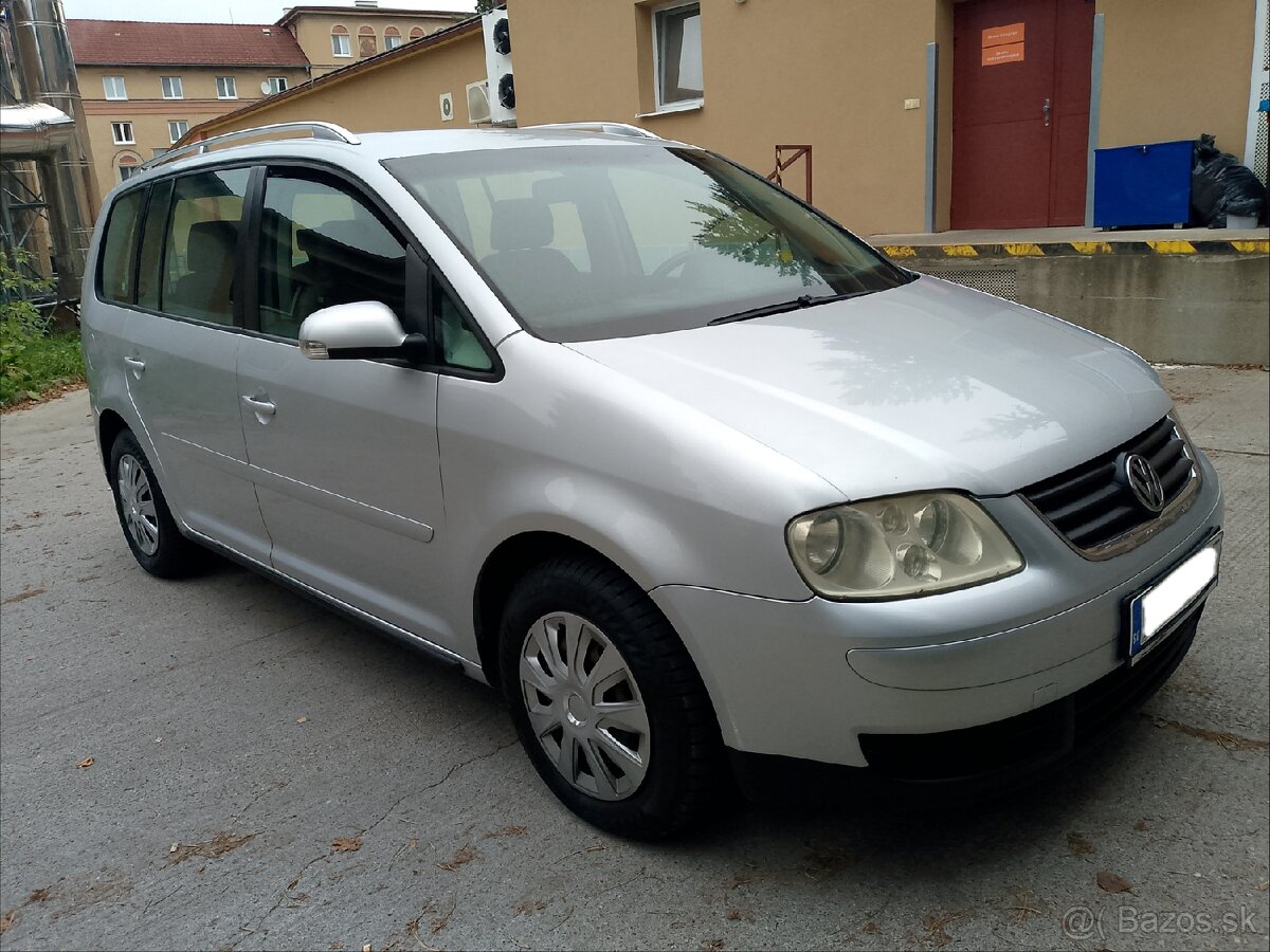 Volkswagen Touran 1,9 TDI Comfortline - 4