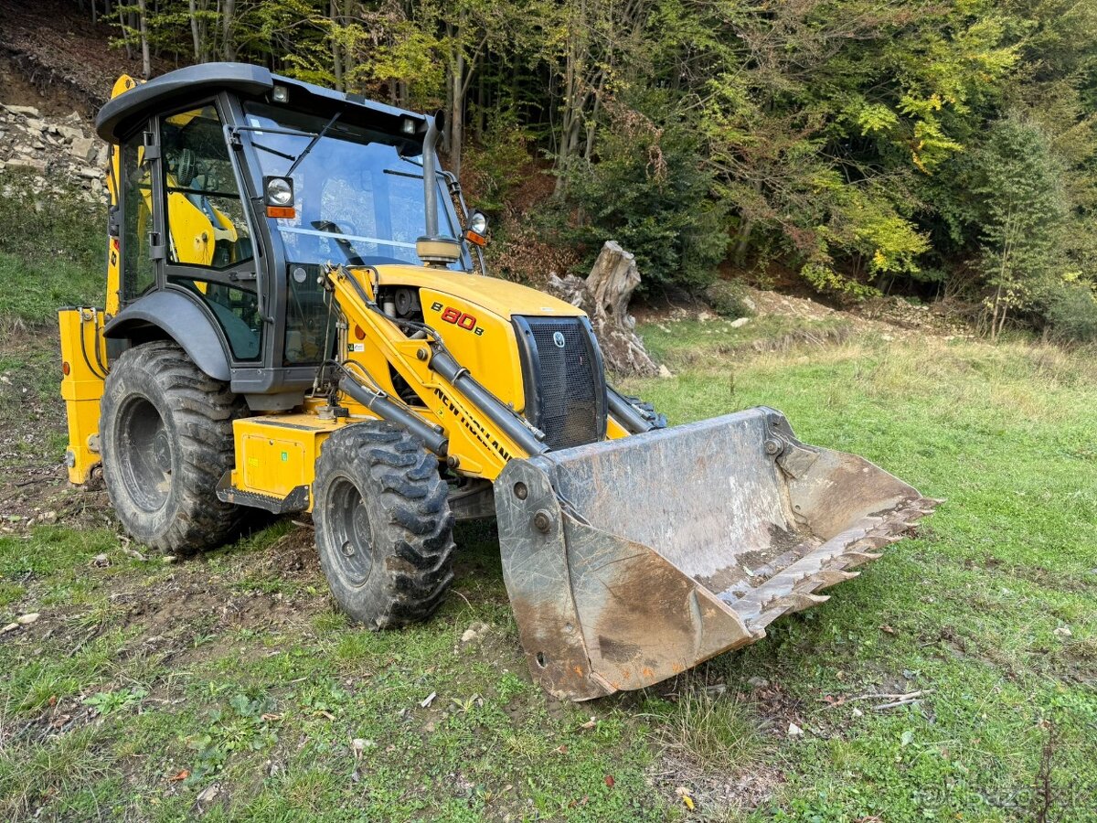 Bager , New Holland B80B - 4