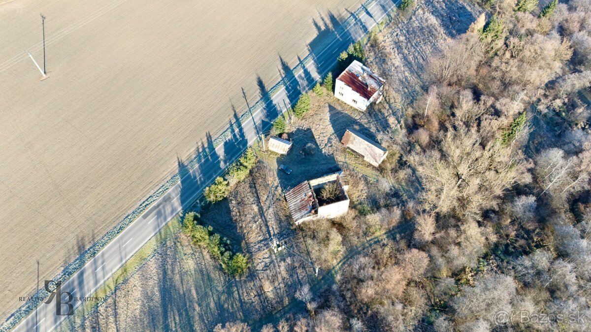 NA PRENÁJOM POZEMOK SO STARŠÍMI STAVBAMI - 4