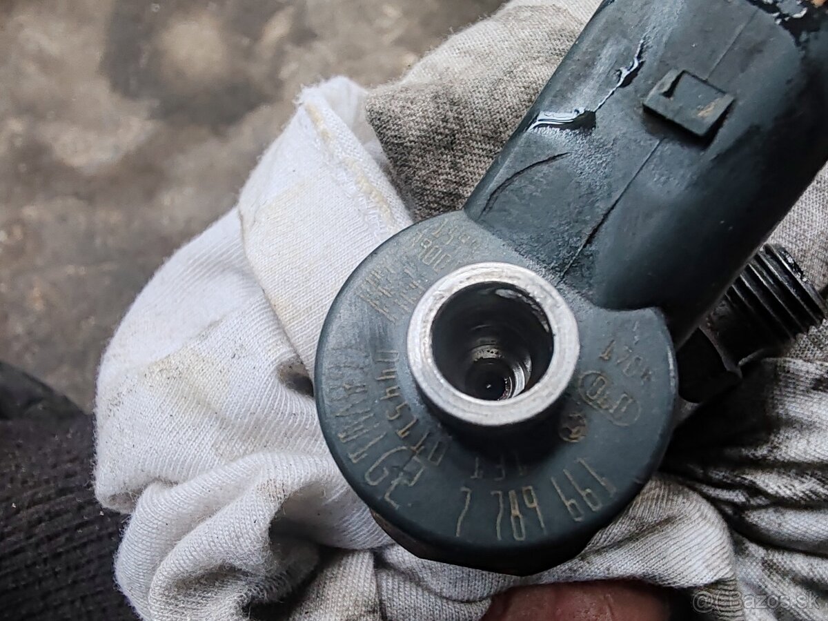 7789661 BMW vstrekovače 2.0, 3.0 D - 4