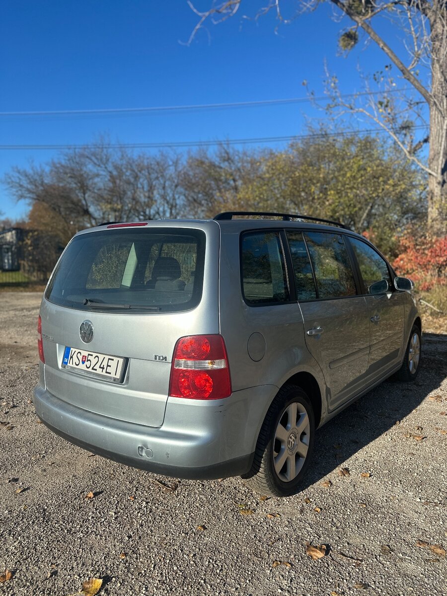 Volkswagen Touran 1.9 tdi 77kw - 4