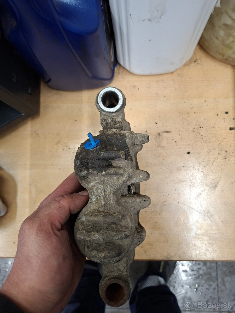 Renault Master - Brzdový strmeň - 4