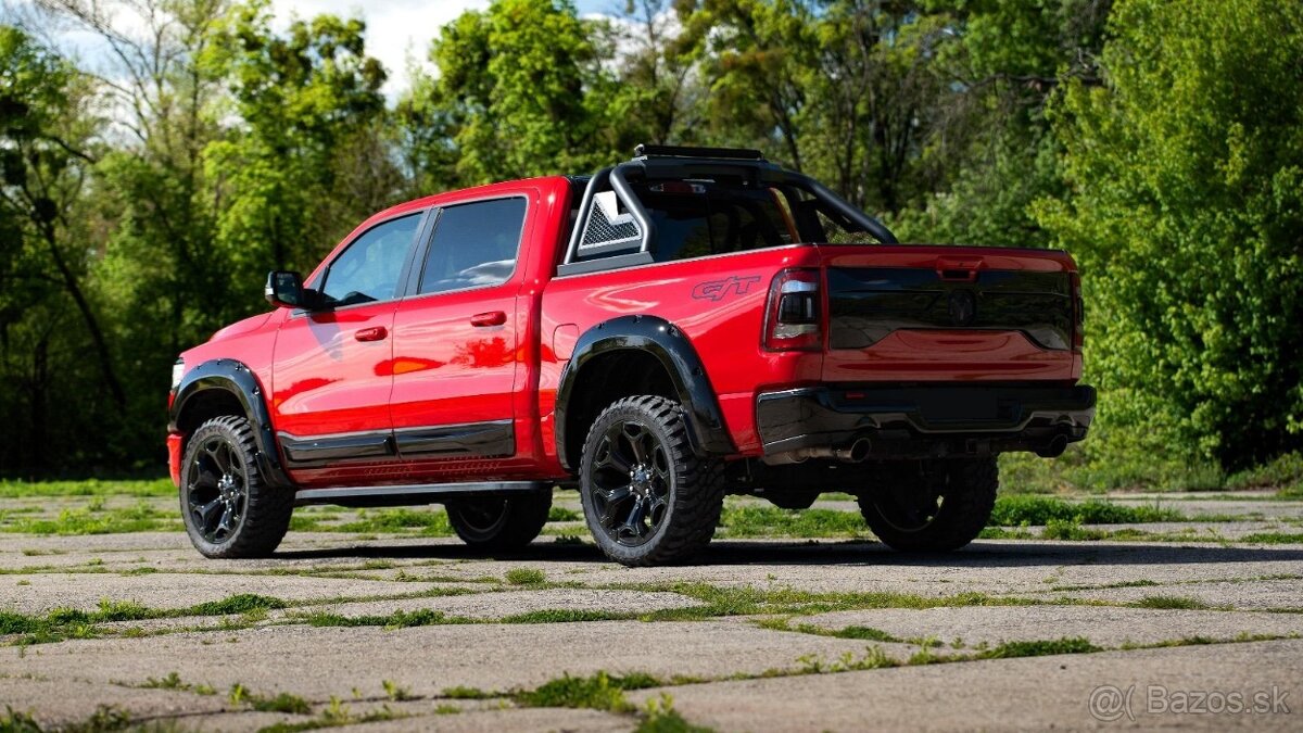 DODGE RAM 1500 5,7 HEMI 2022 GT 14 000 km