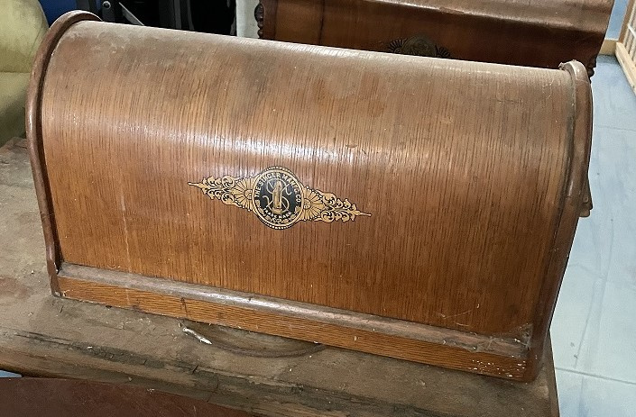 Šijací stroj ROYAL, SINGER, BOBIN (aj jednotlivo) - 4