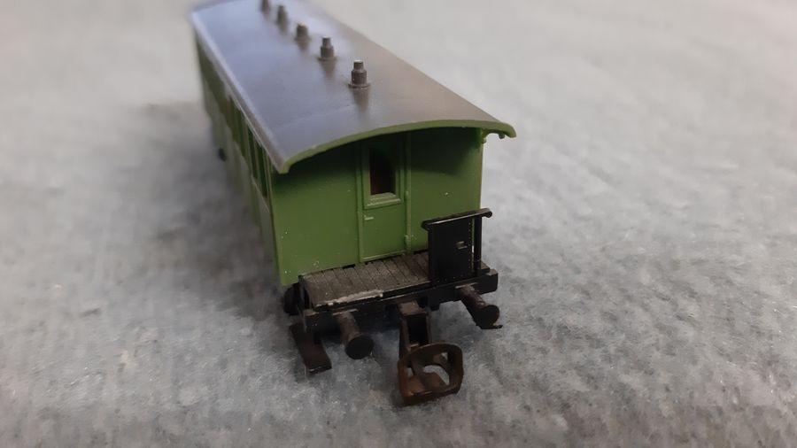 Vláčiky - osobný vozeň Zeuke TT s plošinami - 4