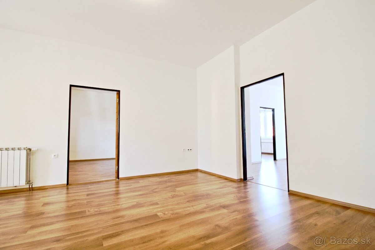 Kancelária 130m2 + terasa širšie centrum - 4